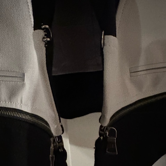 BCBG MAXAZRIA GREY/BLACK SIZE M Short Jacket Fully lined - Picture 4 of 9